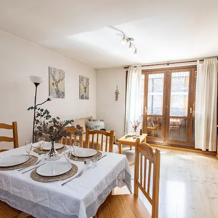 Familiar Estacion Apartment